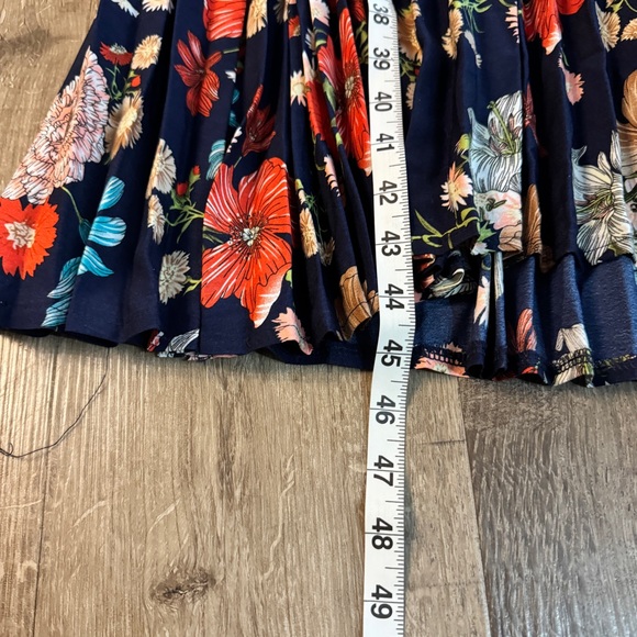 Beautiful Long Sleeve Pleated Floral Maxi Dress size US 12 - Picture 10 of 12